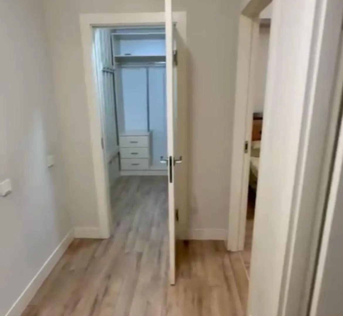 1 Комнатная Квартира Абая 130 Almaty