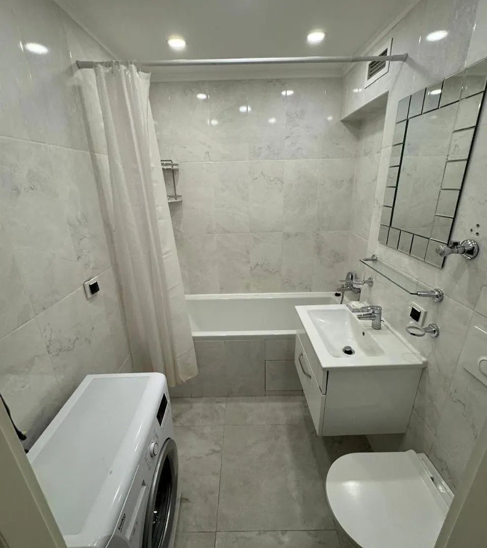 1 Комнатная Квартира Абая 130 Almaty
